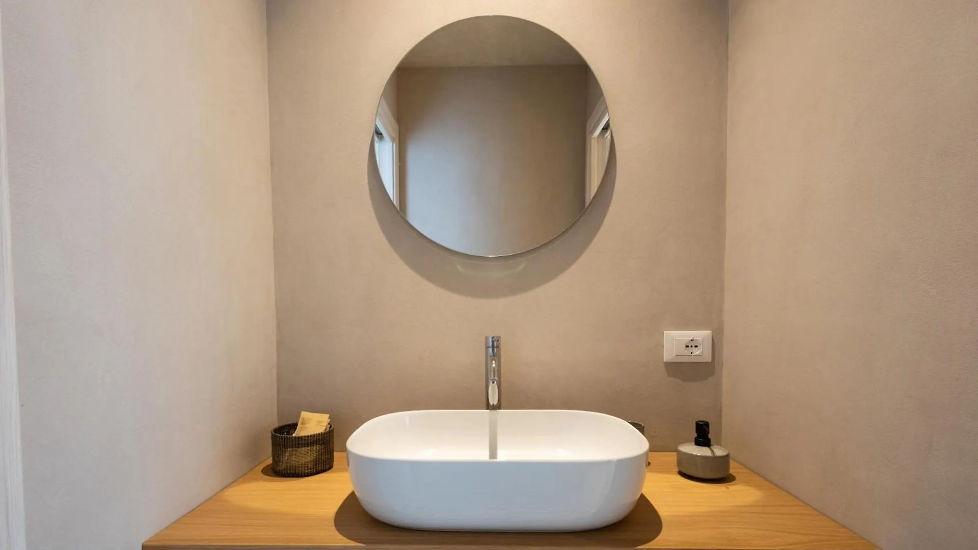 Guest house Oikos Rooms Marsala Italy